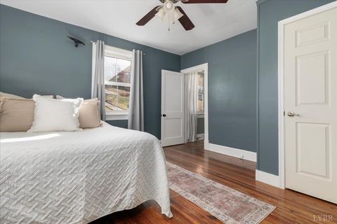 Tiny photo for 525 Monticello Avenue, Lynchburg, VA 24501 (MLS # 364157)