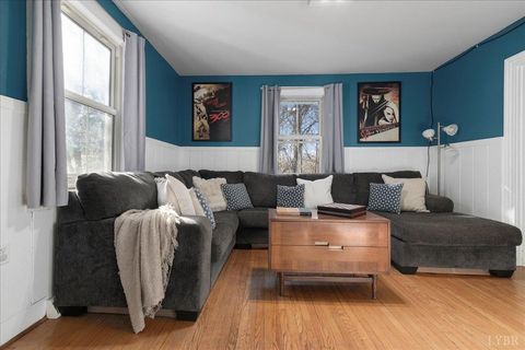 Tiny photo for 525 Monticello Avenue, Lynchburg, VA 24501 (MLS # 364157)