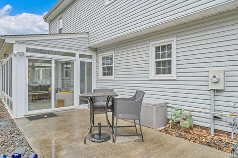 Tiny photo for 419 Rebecca Lane, Salem, VA 24153 (MLS # 364580)