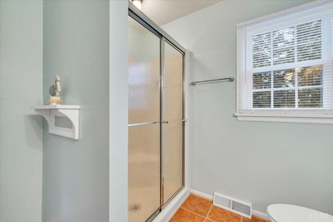 Tiny photo for 419 Rebecca Lane, Salem, VA 24153 (MLS # 364580)