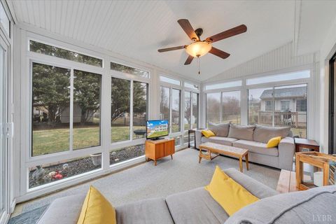 Tiny photo for 419 Rebecca Lane, Salem, VA 24153 (MLS # 364580)