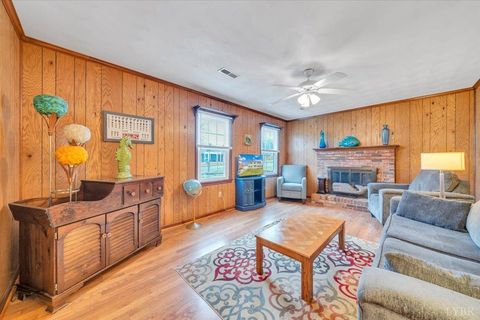 Tiny photo for 419 Rebecca Lane, Salem, VA 24153 (MLS # 364580)