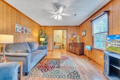 Tiny photo for 419 Rebecca Lane, Salem, VA 24153 (MLS # 364580)