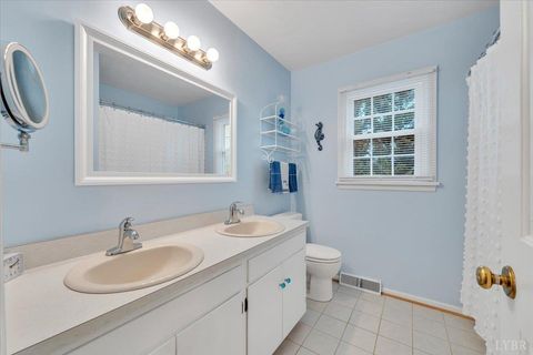 Tiny photo for 419 Rebecca Lane, Salem, VA 24153 (MLS # 364580)