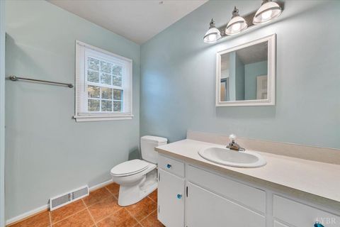 Tiny photo for 419 Rebecca Lane, Salem, VA 24153 (MLS # 364580)