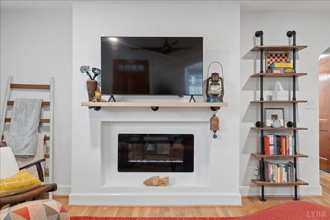 Tiny photo for 720 Vine Street, Bedford, VA 24523 (MLS # 366425)