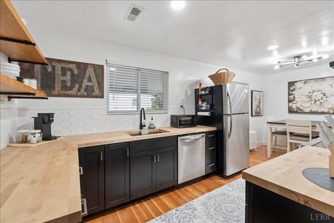 Tiny photo for 720 Vine Street, Bedford, VA 24523 (MLS # 366425)