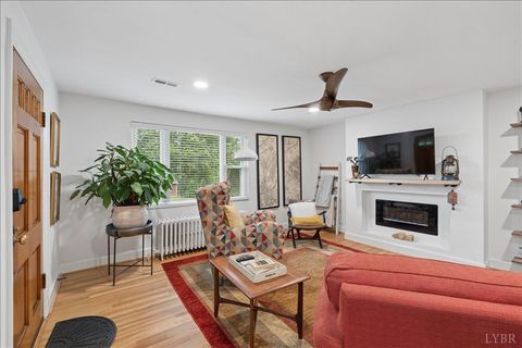 Tiny photo for 720 Vine Street, Bedford, VA 24523 (MLS # 366425)