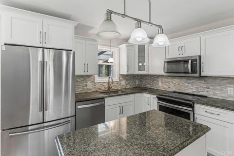 Tiny photo for 207 Merrywood Drive, Forest, VA 24551 (MLS # 361915)