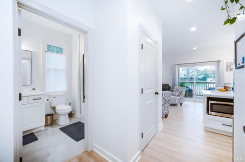 Tiny photo for 526 Essex Street, Lynchburg, VA 24504 (MLS # 365338)