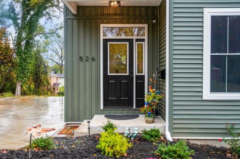 Tiny photo for 526 Essex Street, Lynchburg, VA 24504 (MLS # 365338)