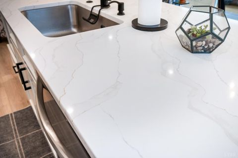 Tiny photo for 526 Essex Street, Lynchburg, VA 24504 (MLS # 365338)