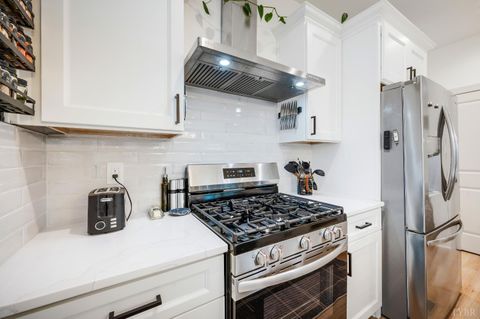 Tiny photo for 526 Essex Street, Lynchburg, VA 24504 (MLS # 365338)