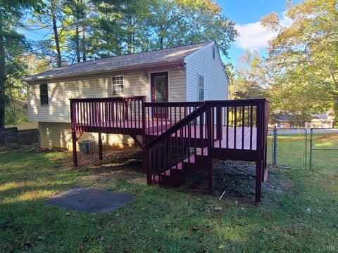Tiny photo for 102 Springvale Drive, Lynchburg, VA 24502 (MLS # 362546)