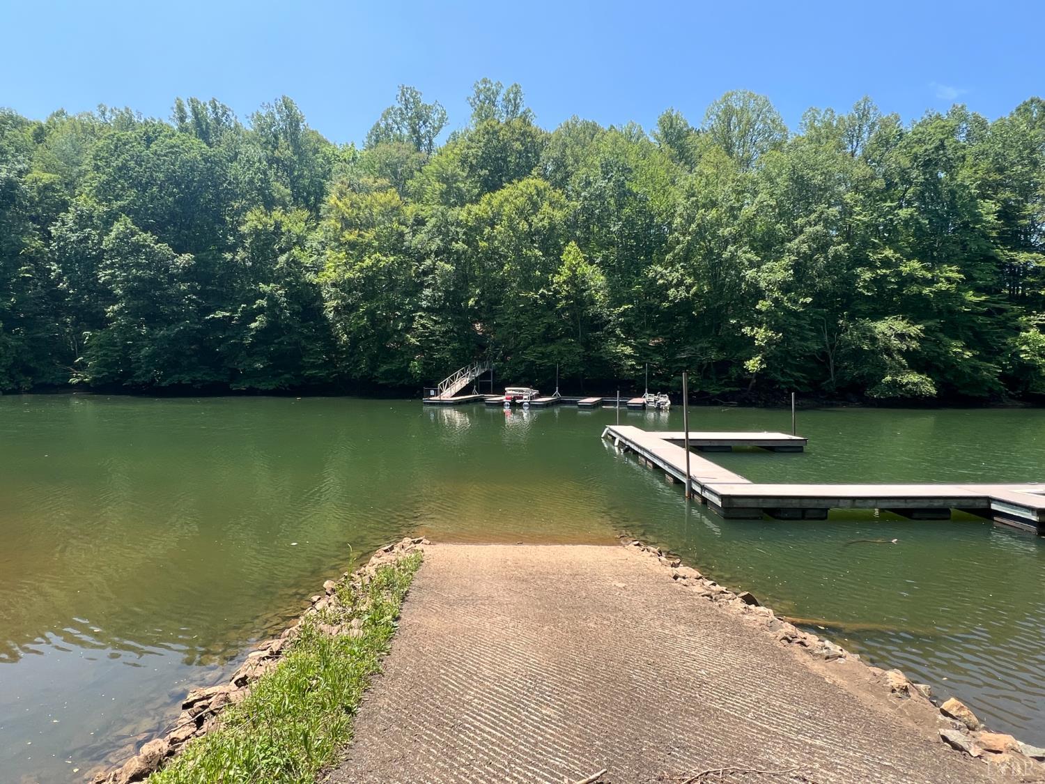 14 Sunset Bay Road, Gretna, Virginia image 8