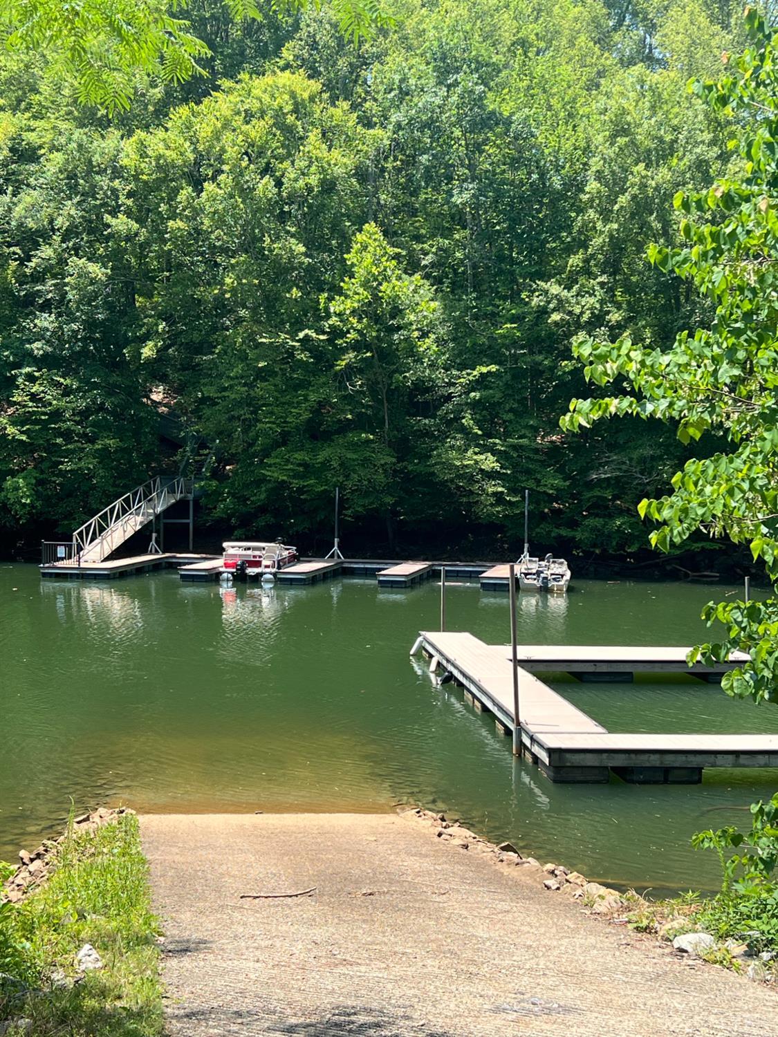 14 Sunset Bay Road, Gretna, Virginia image 5