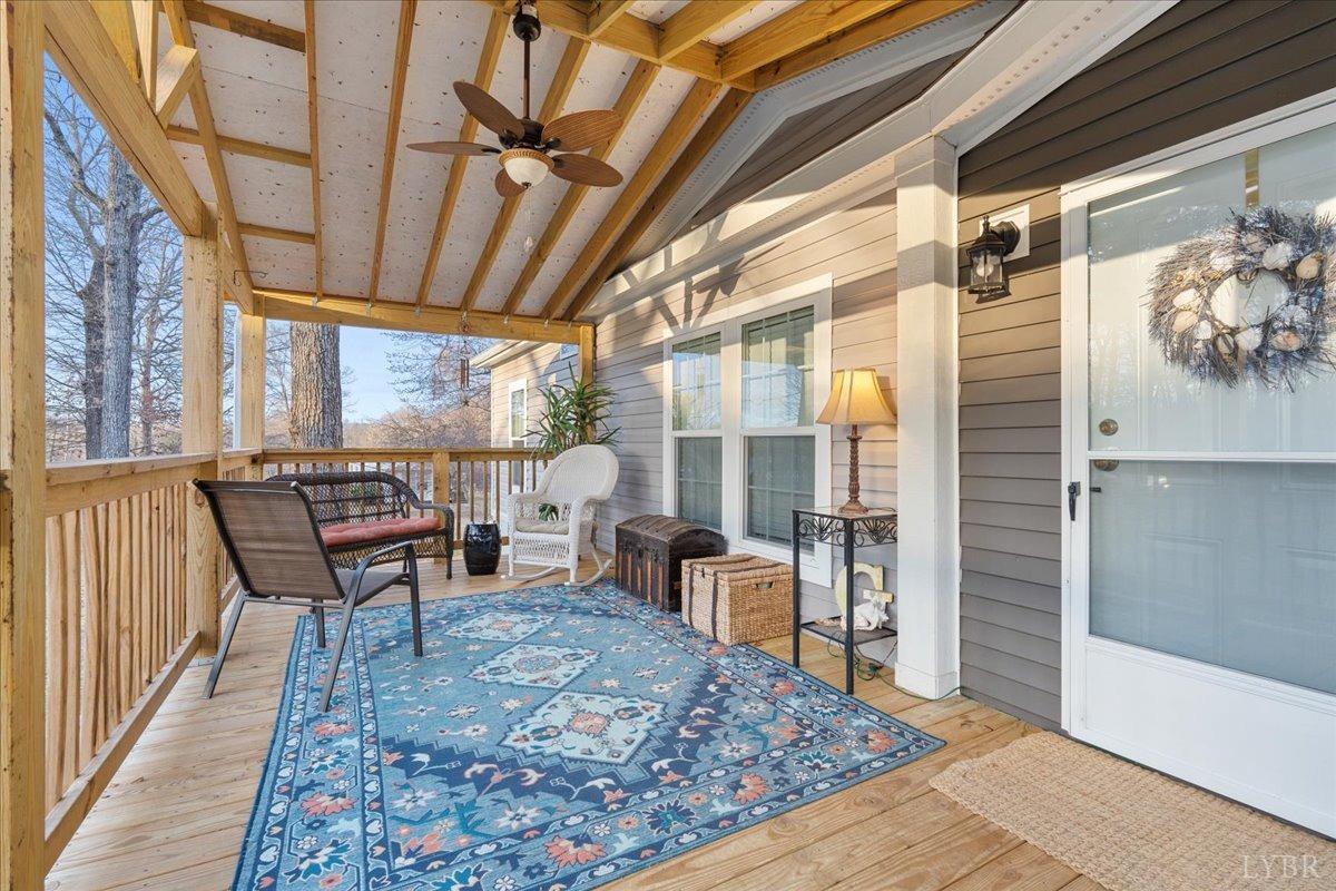 305 Snug Harbor Trail, Moneta, Virginia image 2
