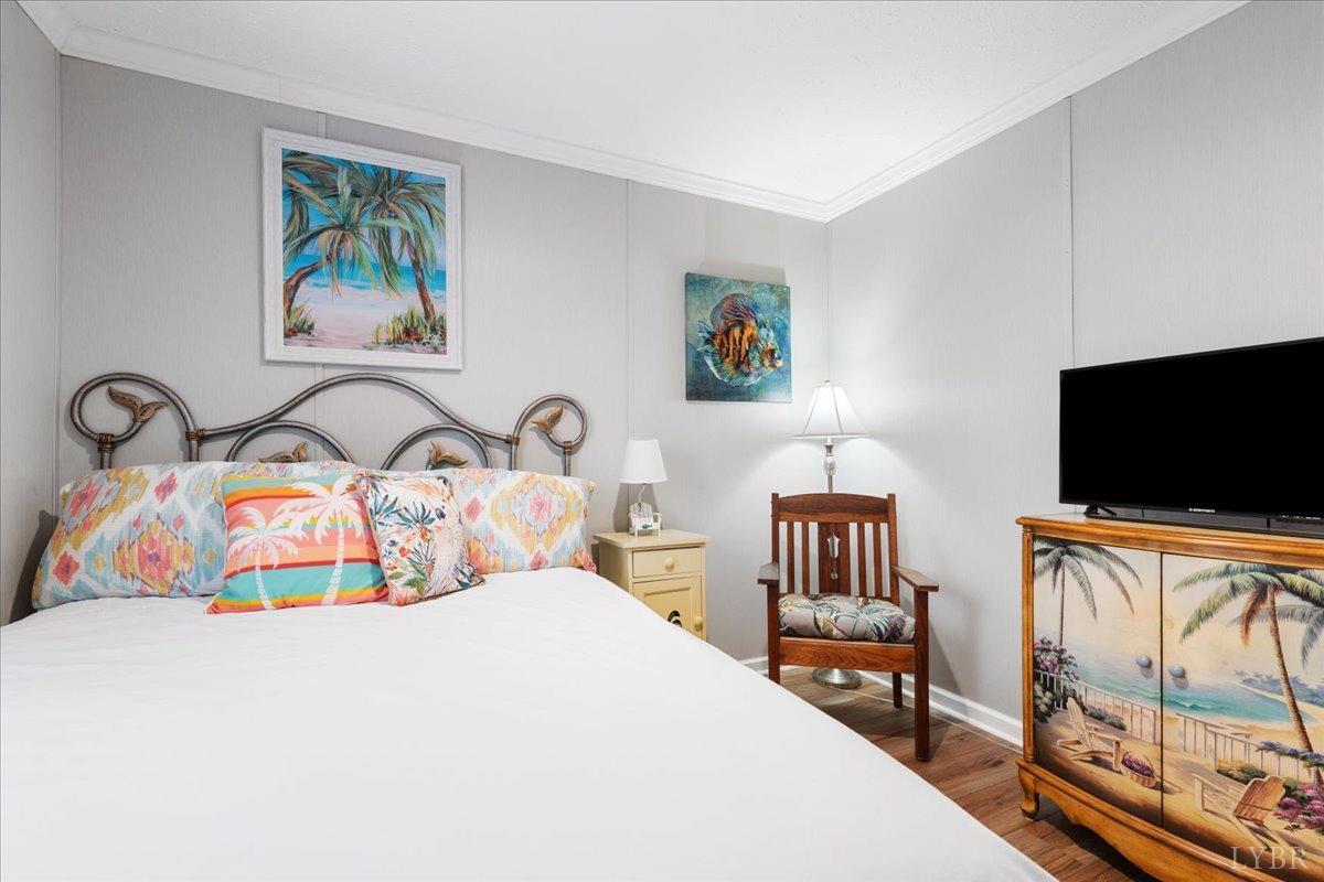 305 Snug Harbor Trail, Moneta, Virginia image 23