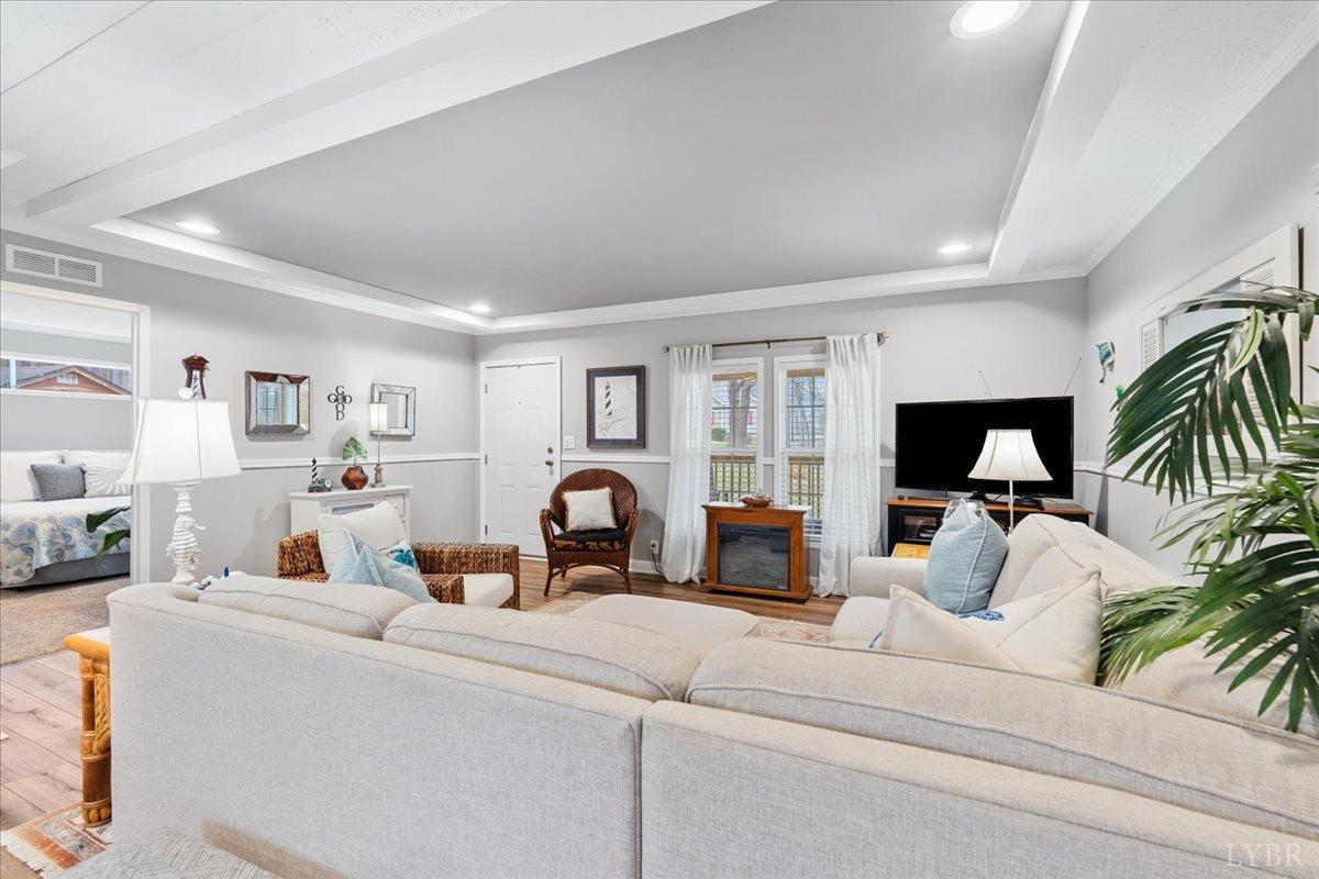 305 Snug Harbor Trail, Moneta, Virginia image 6