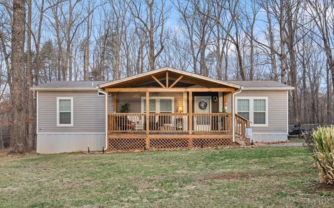 305 Snug Harbor Trail, Moneta, Virginia image 1