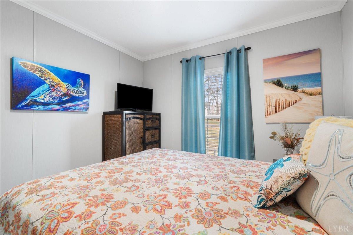 305 Snug Harbor Trail, Moneta, Virginia image 25