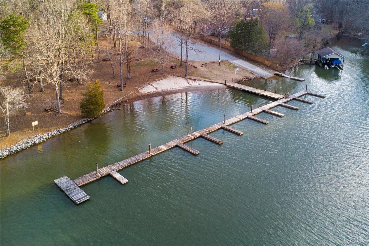 305 Snug Harbor Trail, Moneta, Virginia image 43