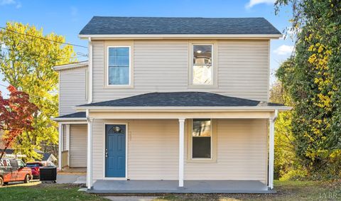 Photo of 500 Amherst Street, Lynchburg, VA 24504 (MLS # 363014)