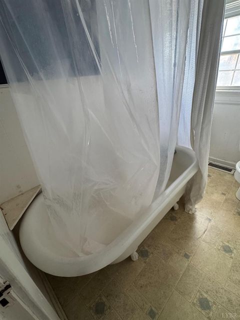 Tiny photo for 1506 Hamilton Drive, Lynchburg, VA 24503 (MLS # 364344)