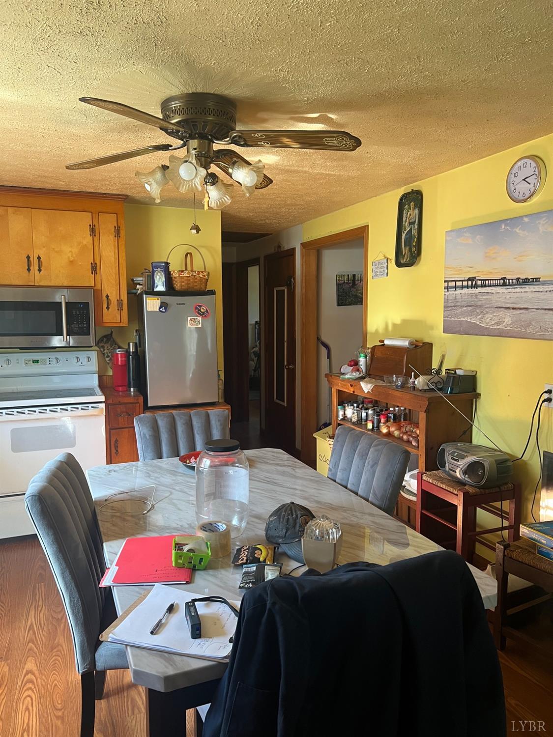 128 Bailess Drive, Hurt, Virginia image 6