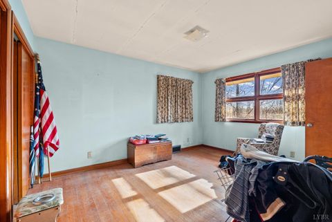 Tiny photo for 2134 Woodcrest Drive, Lynchburg, VA 24503 (MLS # 363707)