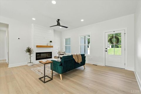 Tiny photo for 196 Kentmoor Farm Road, Madison Heights, VA 24572 (MLS # 363591)