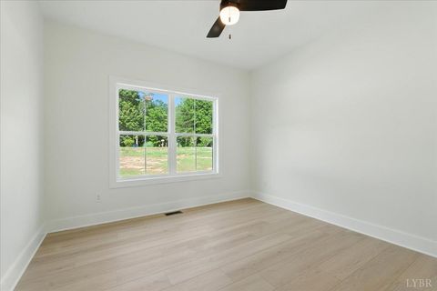 Tiny photo for 196 Kentmoor Farm Road, Madison Heights, VA 24572 (MLS # 363591)
