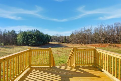 Tiny photo for 196 Kentmoor Farm Road, Madison Heights, VA 24572 (MLS # 363591)