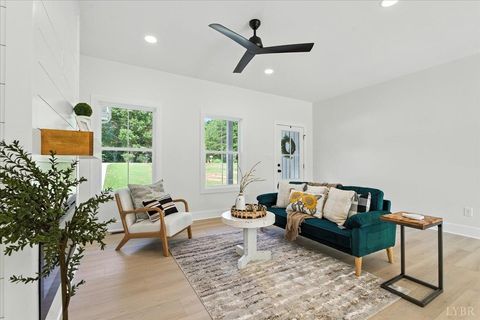 Tiny photo for 196 Kentmoor Farm Road, Madison Heights, VA 24572 (MLS # 363591)