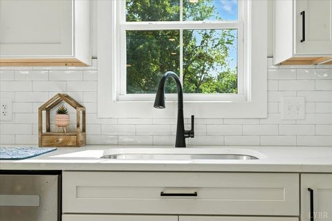 Tiny photo for 196 Kentmoor Farm Road, Madison Heights, VA 24572 (MLS # 363591)