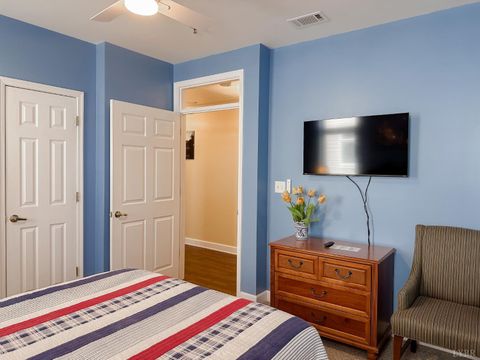 Tiny photo for 1273 Graves Harbor Trail #348, Huddleston, VA 24104 (MLS # 366402)