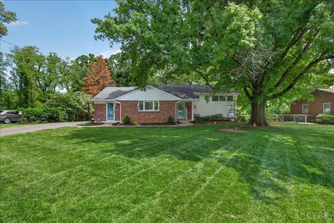 Photo of 2236 Taylor Farm Road, Lynchburg, VA 24503 (MLS # 366405)