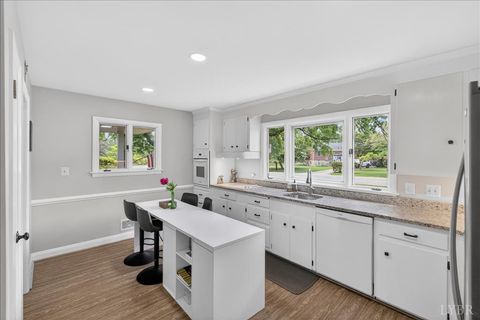 Tiny photo for 2236 Taylor Farm Road, Lynchburg, VA 24503 (MLS # 366405)