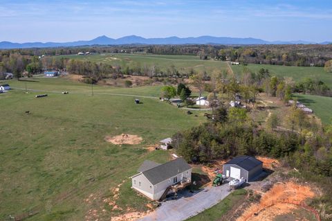 Tiny photo for 3570 Rock Cliff Road, Bedford, VA 24523 (MLS # 365770)