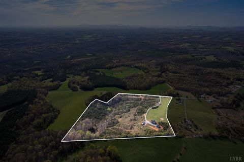 Tiny photo for 3570 Rock Cliff Road, Bedford, VA 24523 (MLS # 365770)