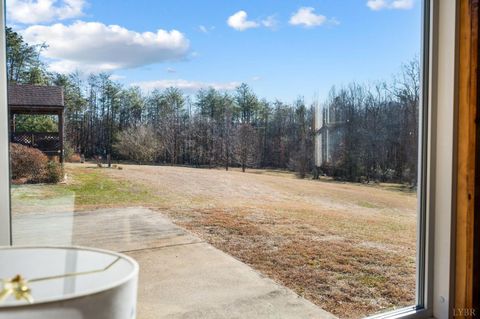 Tiny photo for 1024 Beaver Creek Crossing Xing, Lynchburg, VA 24501 (MLS # 364068)