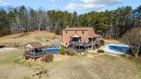 Tiny photo for 1024 Beaver Creek Crossing Xing, Lynchburg, VA 24501 (MLS # 364068)