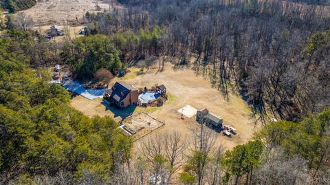 Tiny photo for 1024 Beaver Creek Crossing Xing, Lynchburg, VA 24501 (MLS # 364068)