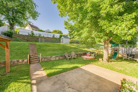 Tiny photo for 4604 greenwood Drive, Lynchburg, VA 24502 (MLS # 366773)