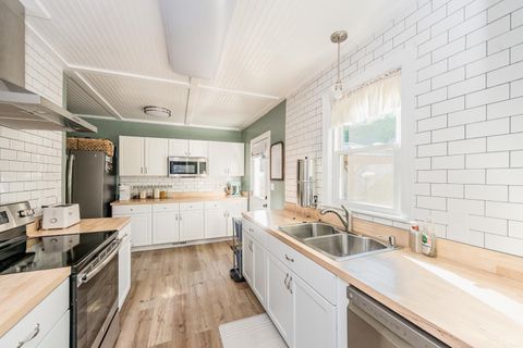 Tiny photo for 4604 greenwood Drive, Lynchburg, VA 24502 (MLS # 366773)