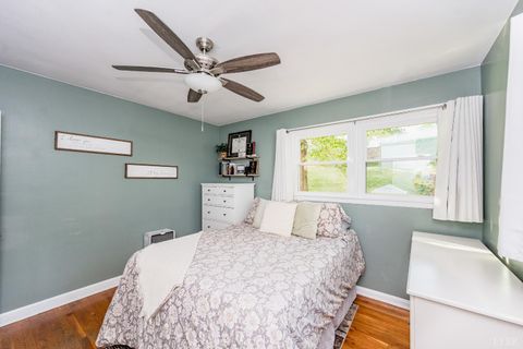 Tiny photo for 4604 greenwood Drive, Lynchburg, VA 24502 (MLS # 366773)