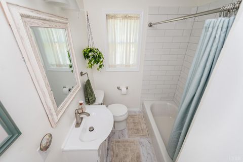 Tiny photo for 4604 greenwood Drive, Lynchburg, VA 24502 (MLS # 366773)