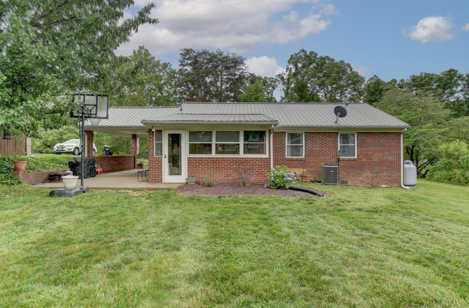 261 Virginia Avenue, Appomattox, Virginia image 24