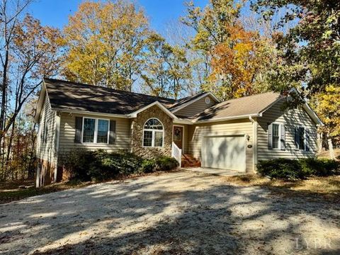 Photo of 1351 Purdum Mill Road, Appomattox, VA 24522 (MLS # 362865)