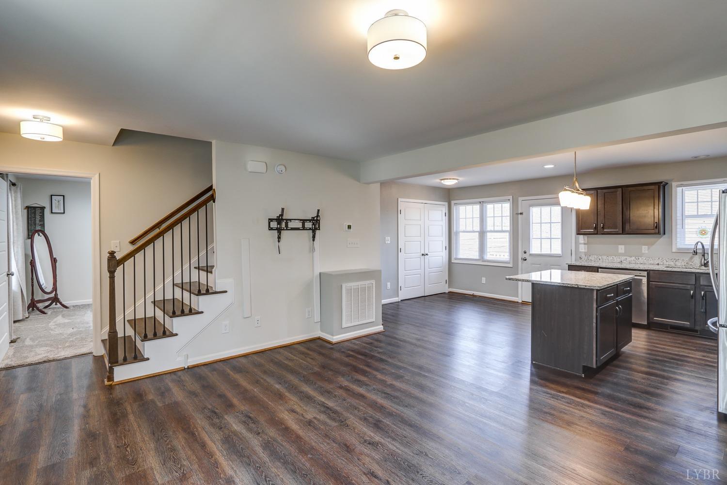 187 Windsor Forest Drive, Concord, Virginia image 9